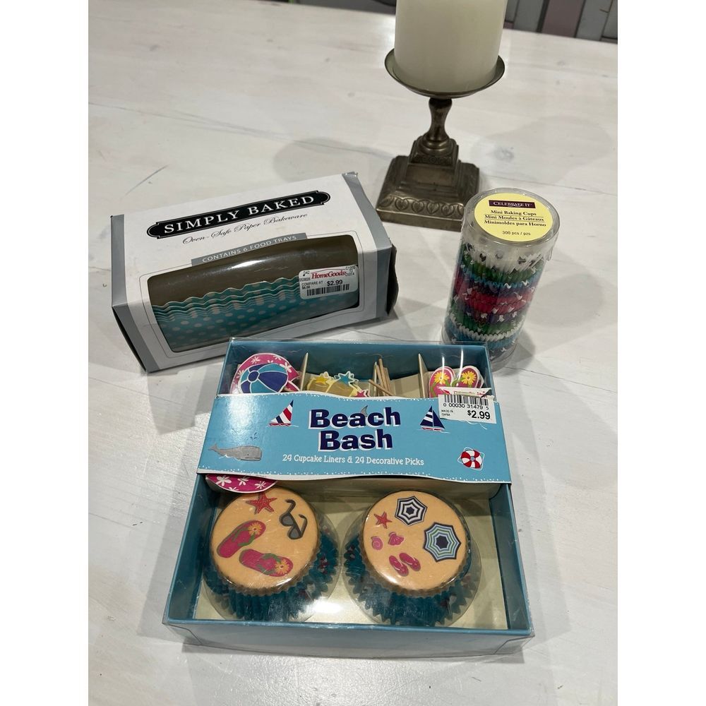 Summer beach cupcake‎ baking lot